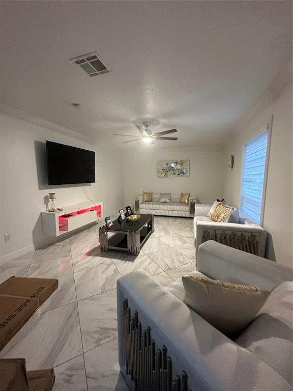 Foto del edificio - 1111 Doral Ln