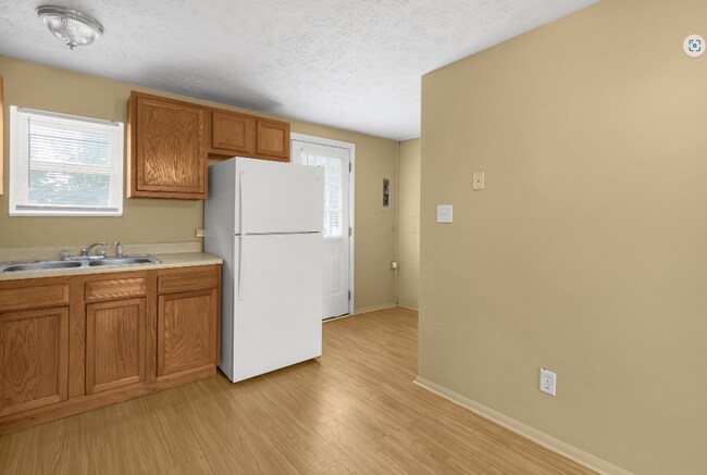 Building Photo - 3069 Markham Rd