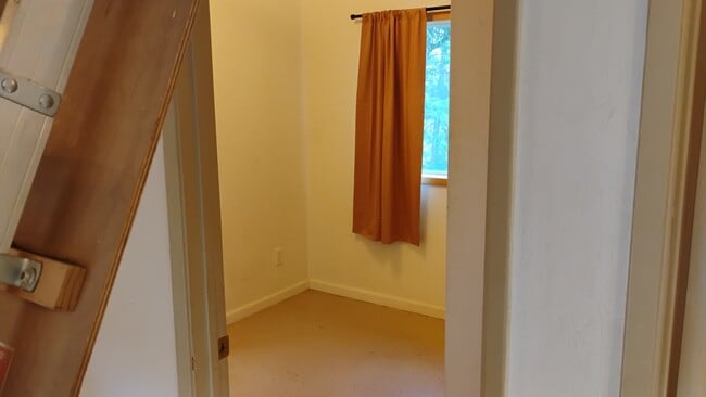 Building Photo - 11876 Paradise Ln