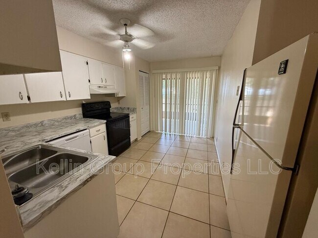 Building Photo - 5651 Struthers Ct