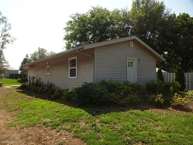 Building Photo - 1 br, 1 bath House - 6092 Kilburn Ave