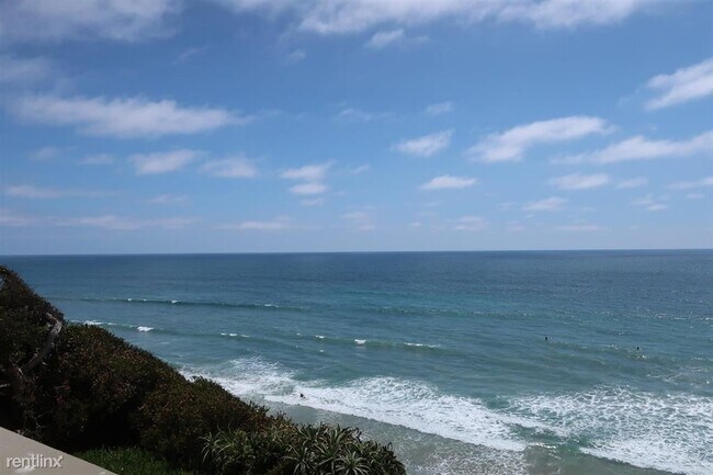 Foto del edificio - 3 br, 3 bath House - 1532 Neptune Ave