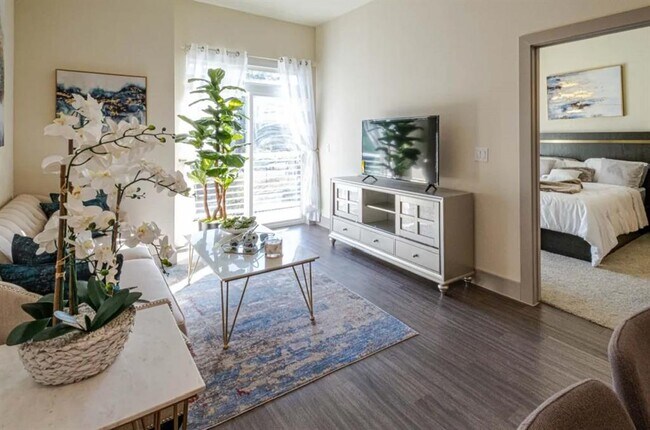 Foto del edificio - 6955 Turtlewood Dr