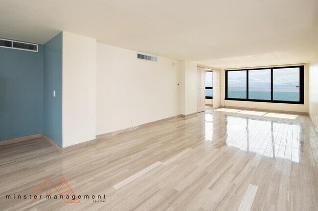 Building Photo - 1600-1650 Ala Moana Blvd