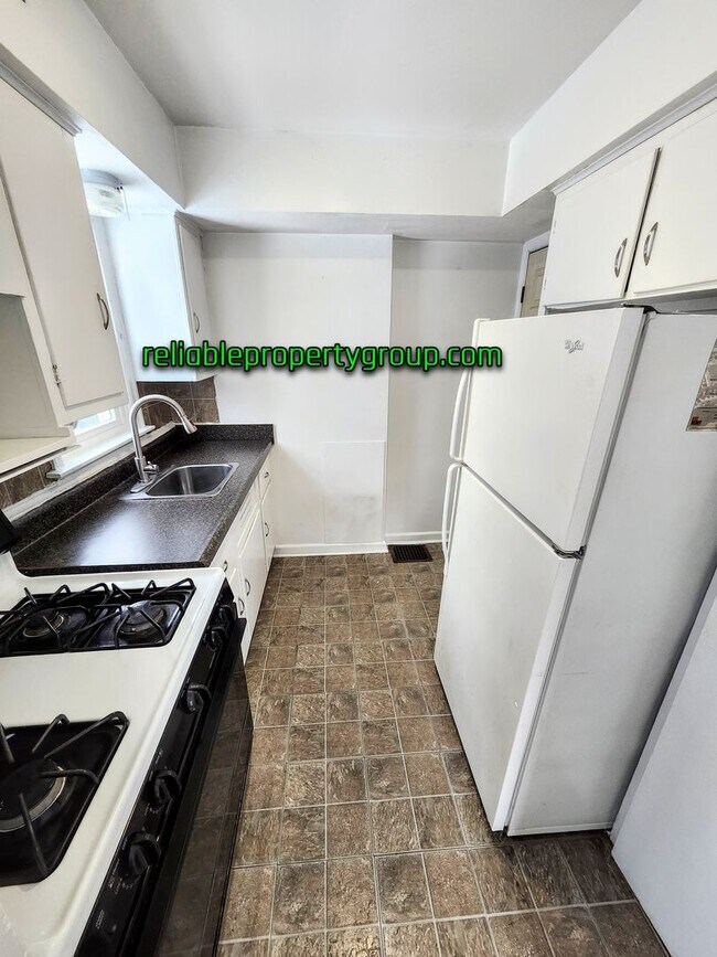 Foto del edificio - New Listing - Fort Wayne