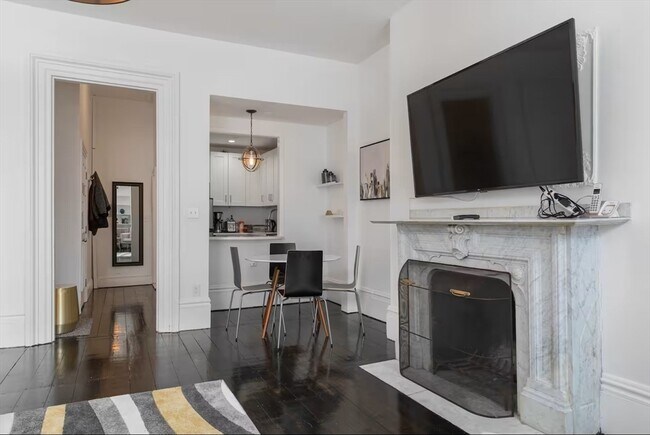 Foto del edificio - 169 Beacon St