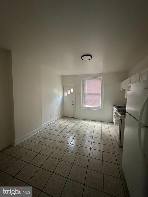 Foto del edificio - 2112 W Saratoga St