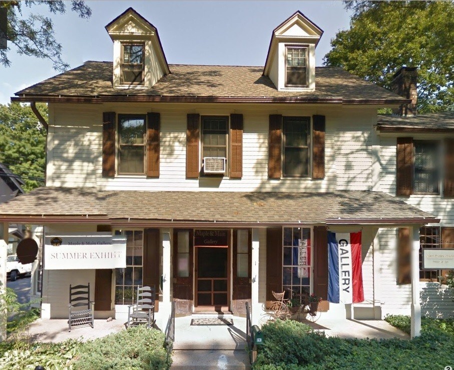 Primary Photo - 3 Maple St