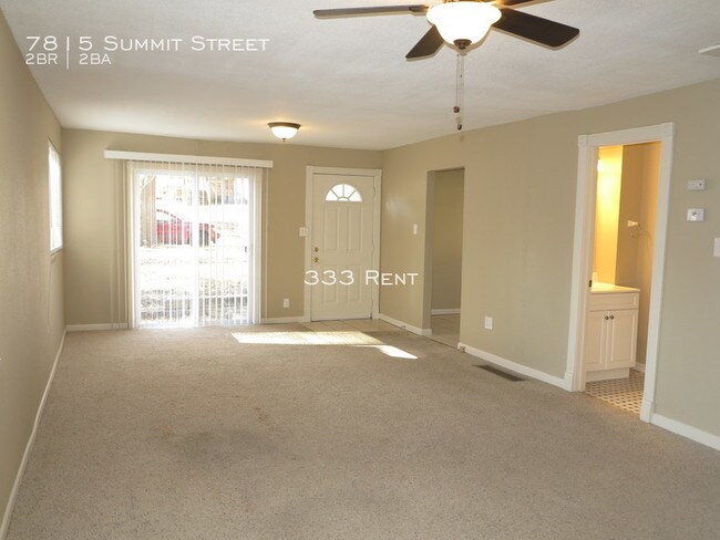 Foto del edificio - FREE RENT - MOVE-IN SPECIAL!