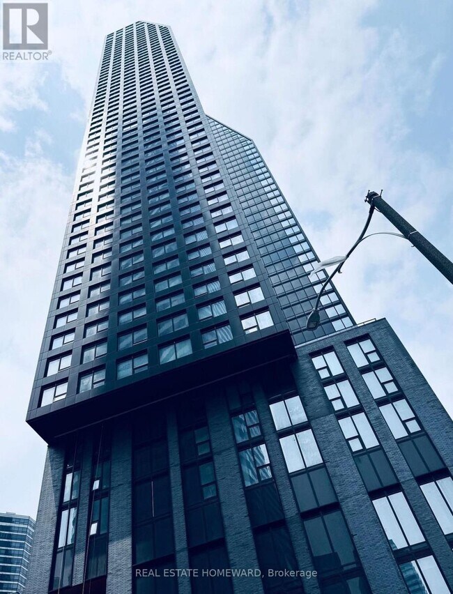 Building Photo - 8 Wellesley St W