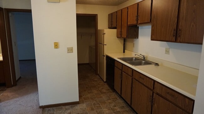 Interior Photo - Vantage Pointe Apartments