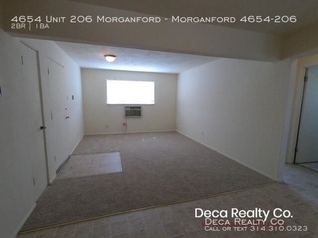 Building Photo - 2 Bedroom Apartment