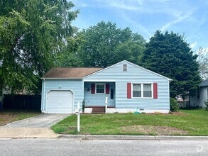 106 Lark Cir