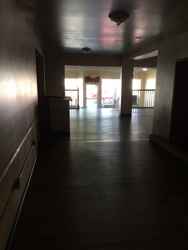 Foto del edificio - 1537 1st Ave SE