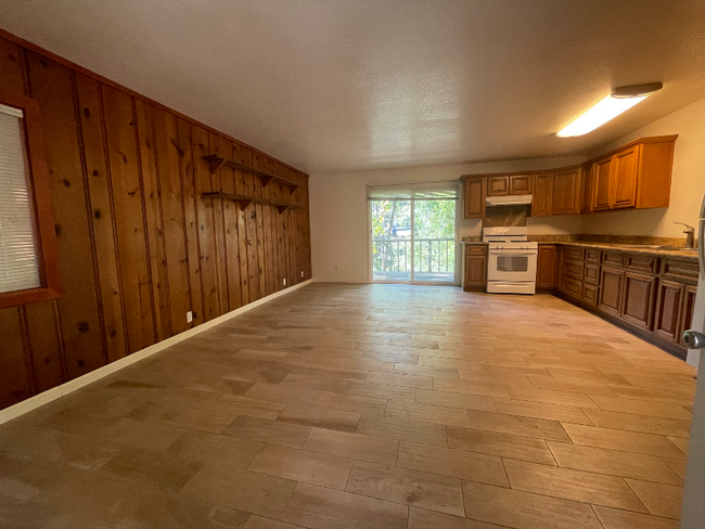 Building Photo - 7701 E Zayante Rd