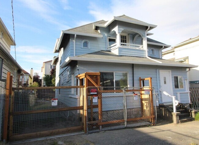 Foto del edificio - 930 N 85th St