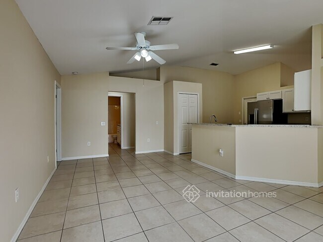 Building Photo - 550 Dove Ct