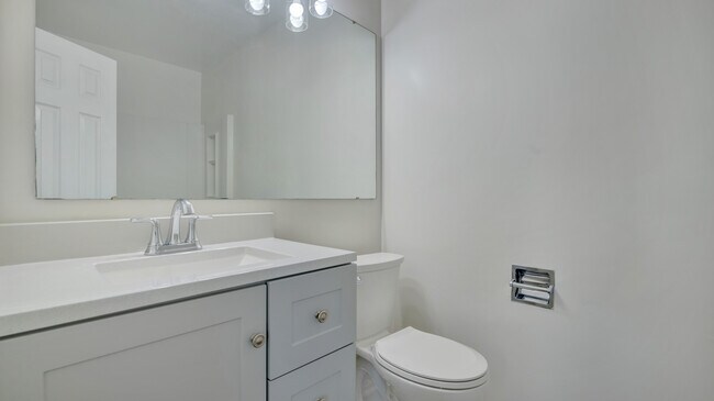 Foto del edificio - 6505 Brick Hearth Ct