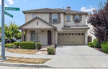 Building Photo - 1199 Mirabeau Ln