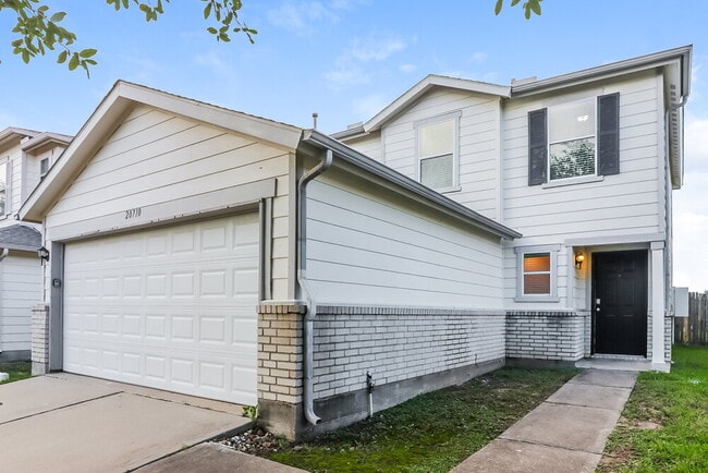 Building Photo - 20710 Tayman Oaks Dr