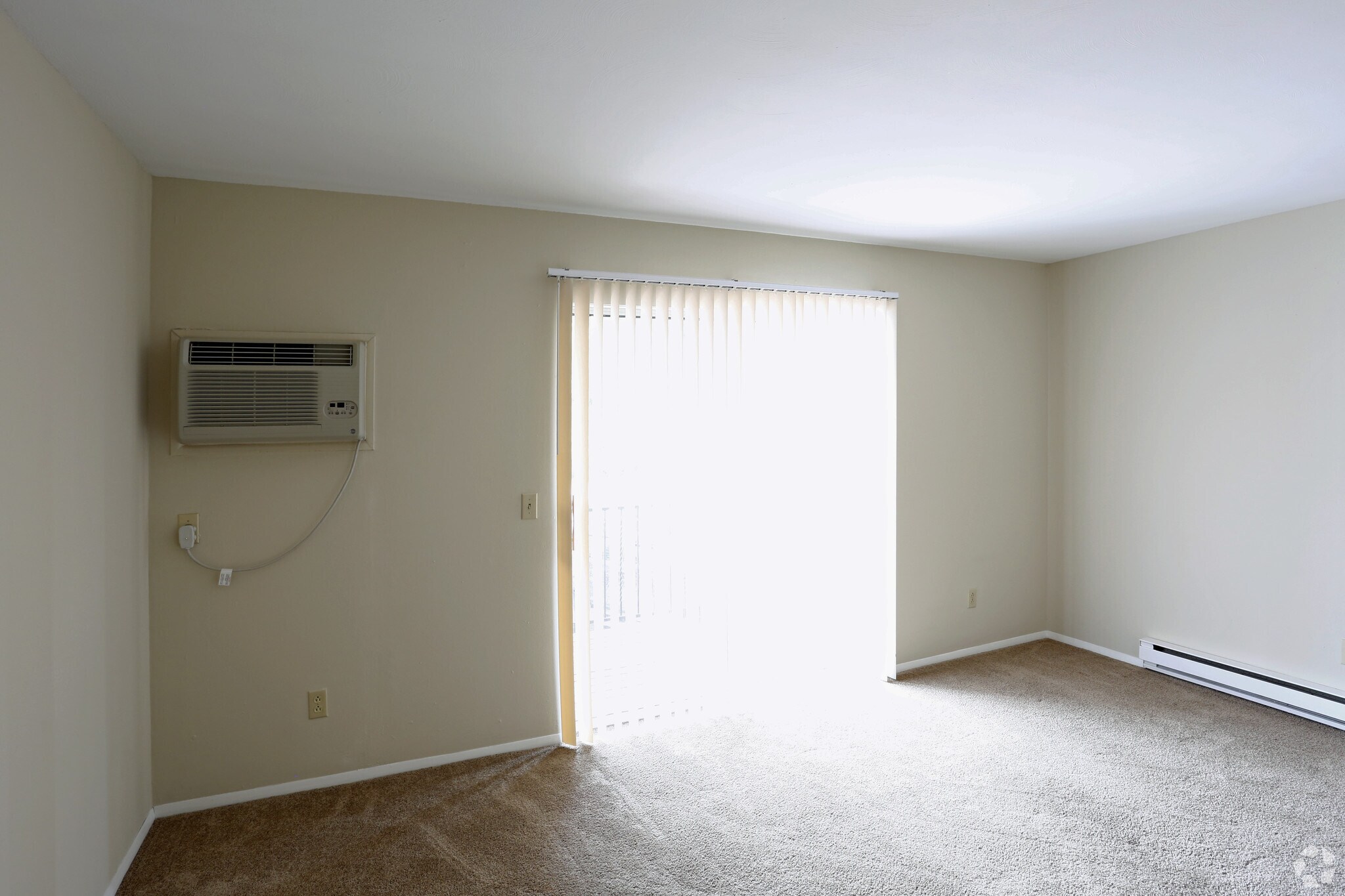River View Apartments – photo 3