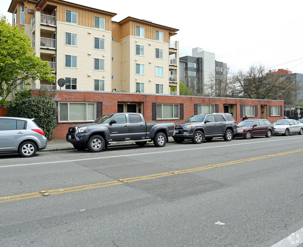 Building Photo - 5700-5708 20th Ave NW