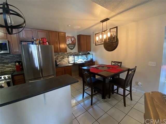 Foto del edificio - 23276 Orange Ave