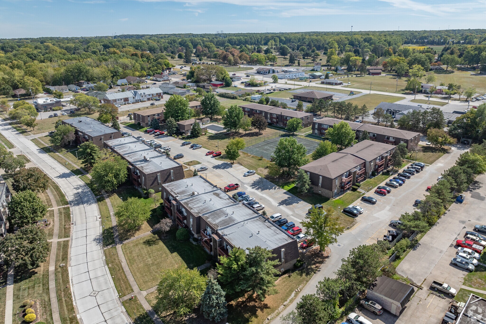 Pinebrook Tower Apartments – photo 4