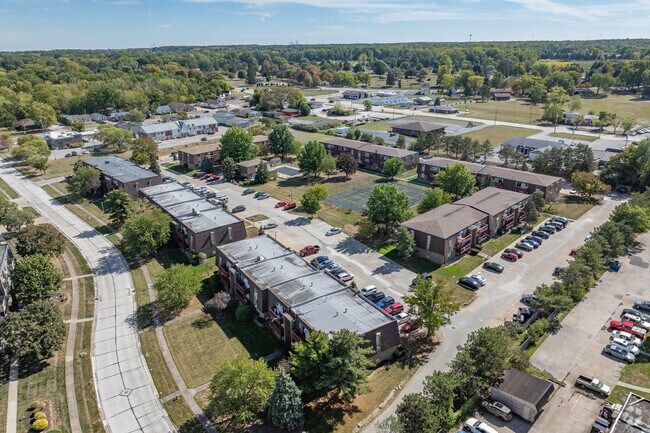 Contexto aéreo - Pinebrook Tower Apartments