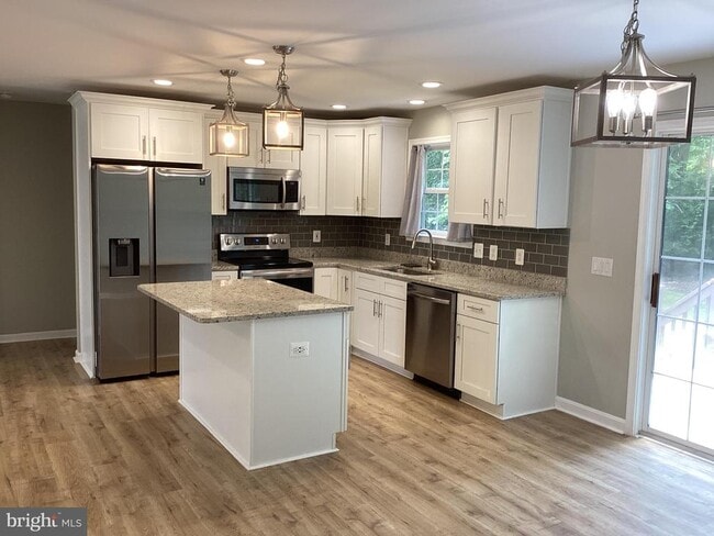 Building Photo - 2614 Ruffin Dr