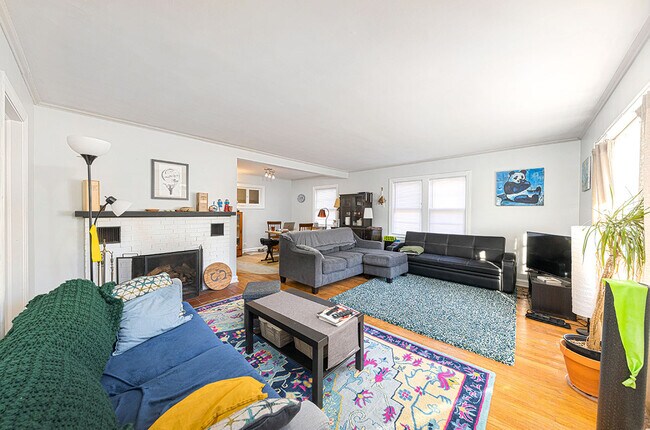 Foto del edificio - 5252 Lee Ave