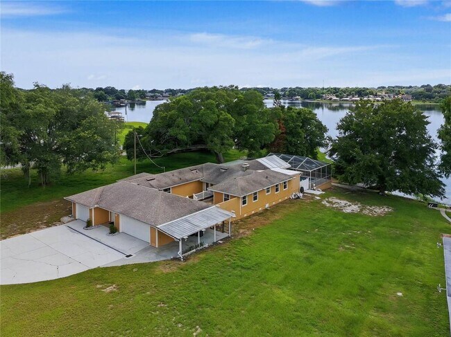 Foto del edificio - 125 Lake Roy Dr