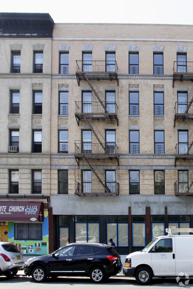 Foto del edificio - 2524 7th Ave