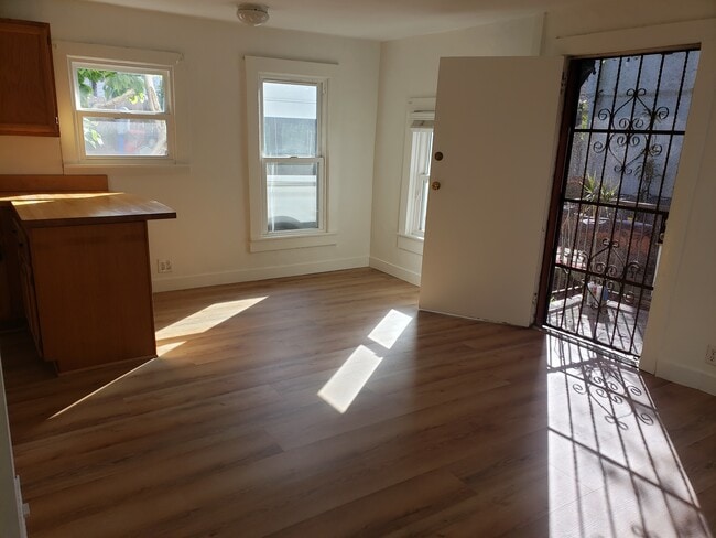 Living Dining Room - 613 Broadway St