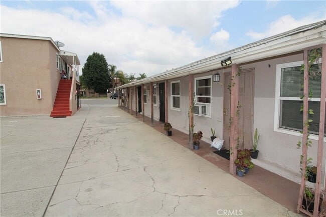 Foto del edificio - 4986 Southern Ave