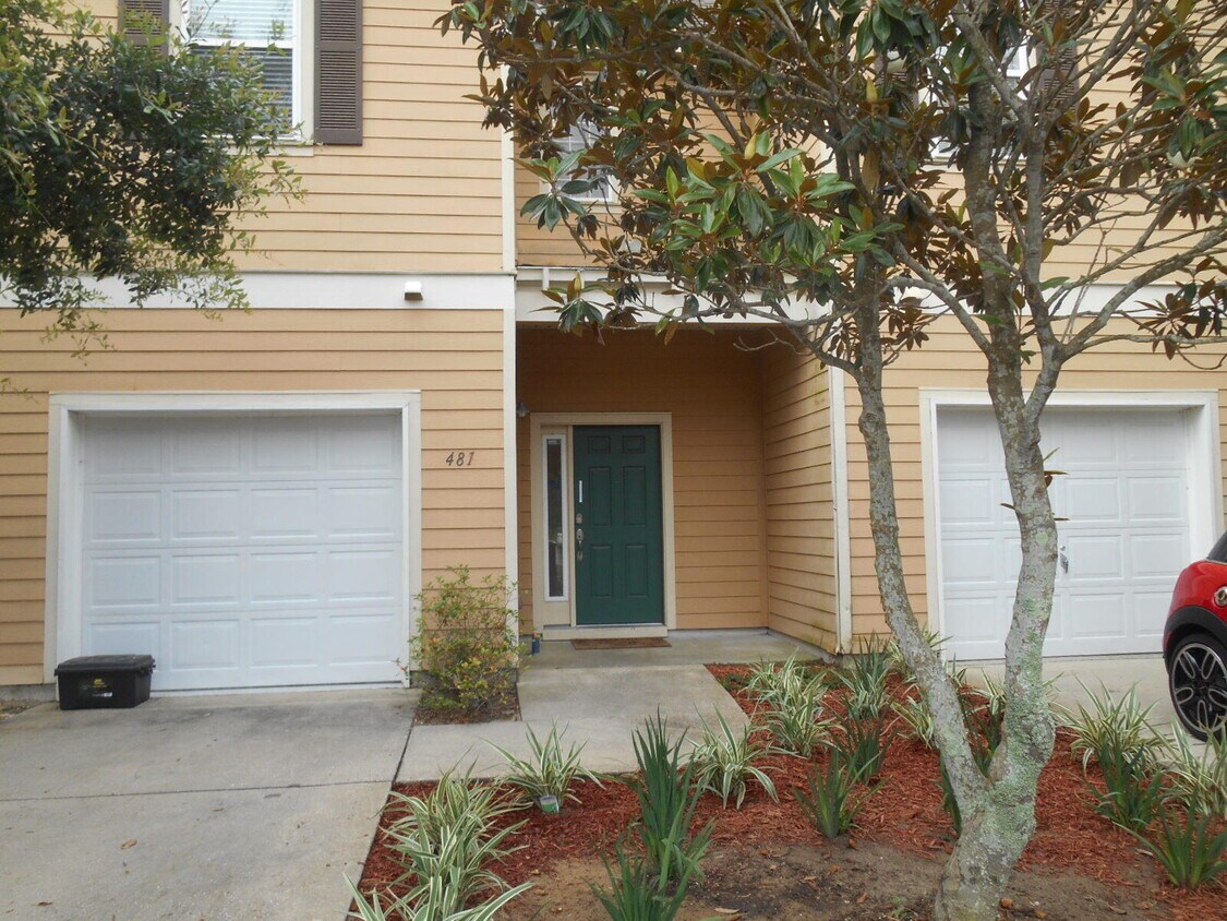 Primary Photo - 481 Westgate Way