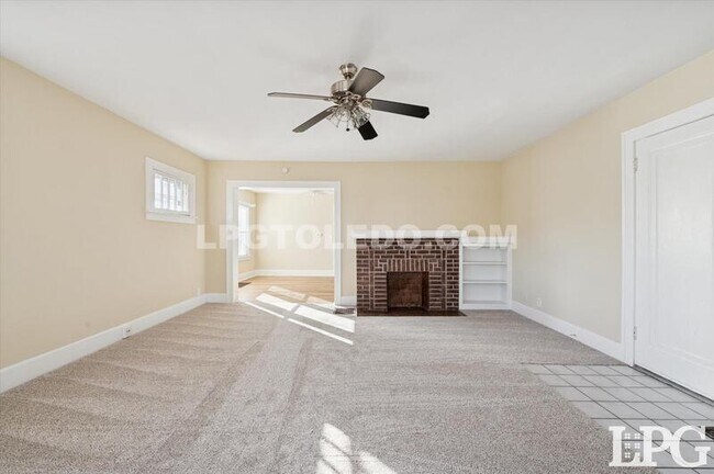 Foto del edificio - 4017 Overland Pkwy