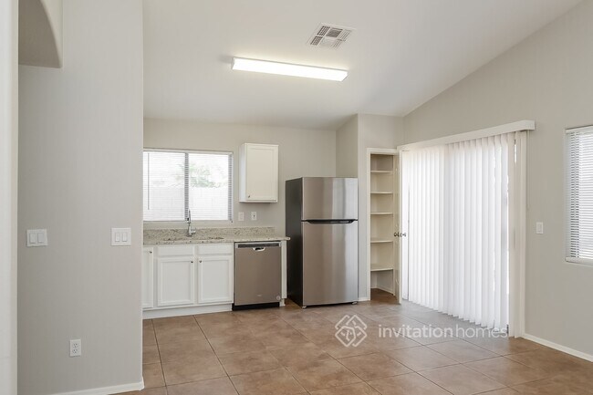 Foto del edificio - 11236 E Cicero St