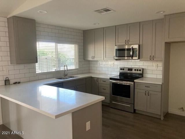 Foto del edificio - 9808 N 49th Ln