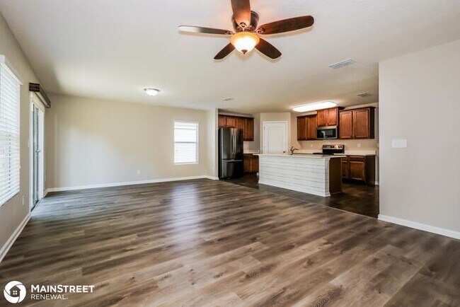 Foto del edificio - 3292 CANYON FALLS DR, GREEN COVE SPRINGS, ...