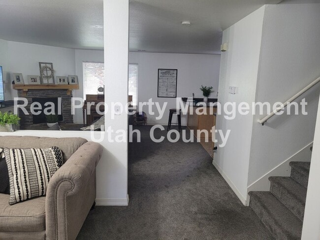 Foto del edificio - New lower Price! Cedar Hills Home Near Wal...