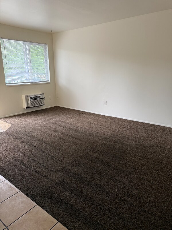 Building Photo - 3406 S 300 E