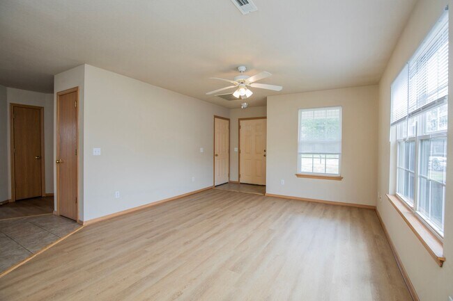 Building Photo - ***321 Grant Springs Street***
