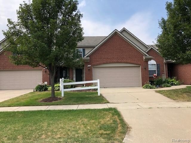 Primary Photo - 2302 Woodale Ave