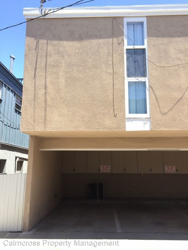 Building Photo - 2845 Bayside Ln
