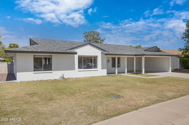 Building Photo - 8426 E Monterey Way
