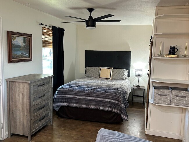 Foto del edificio - 1943 Cr 321