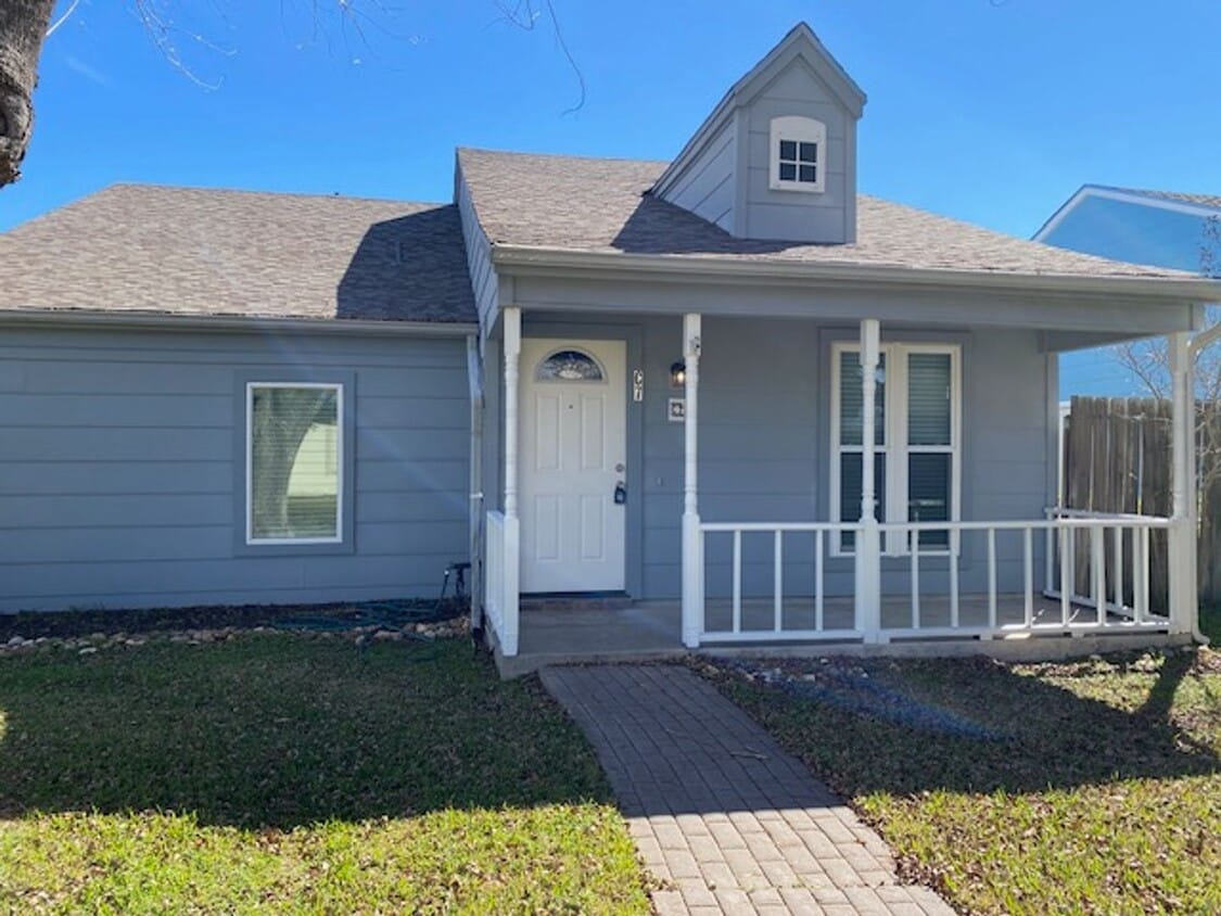 Primary Photo - SOUTH FORK TOWNHOMES, UNIT C-7