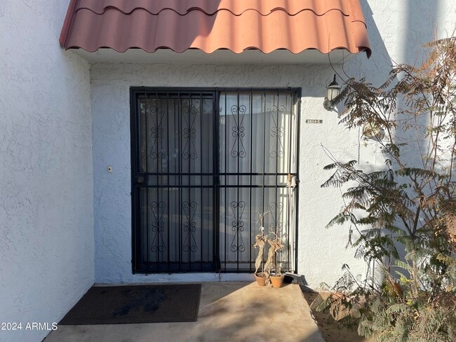 Building Photo - 6814 N 35th Ave