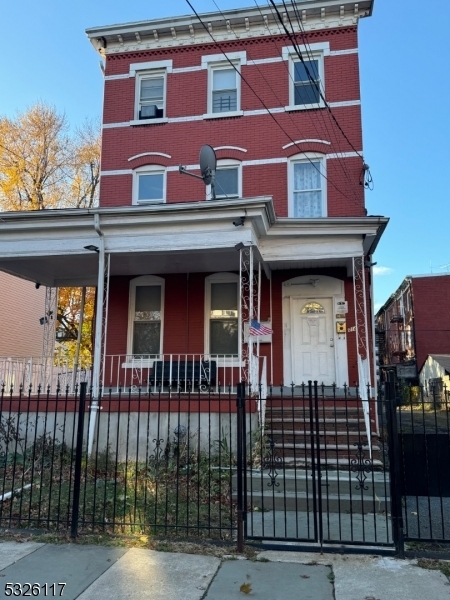 Foto principal - 212 N 7th St